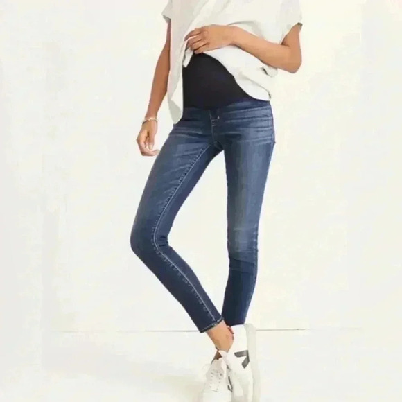 MADEWELL Maternity Over-the-Belly Skinny Jeans in Danny Wash: TENCEL™ Denim - Picture 1 of 4